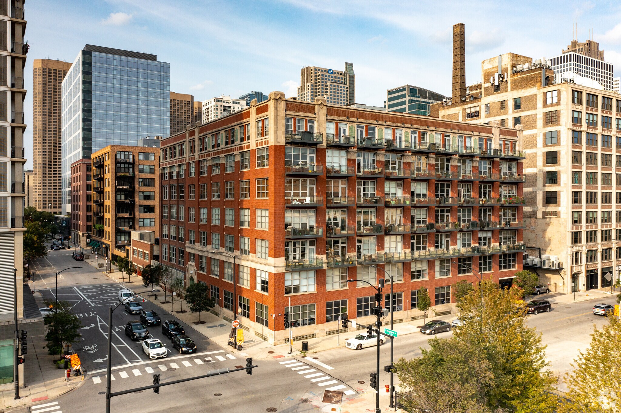 333 S Desplaines St, Chicago, IL à louer Photo principale– Image 1 sur 10