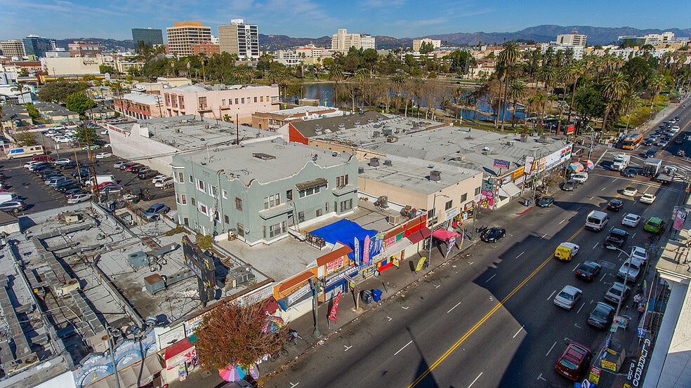 721-729 S Alvarado St, Los Angeles, CA à vendre - Photo de l’immeuble – Image 2 sur 86