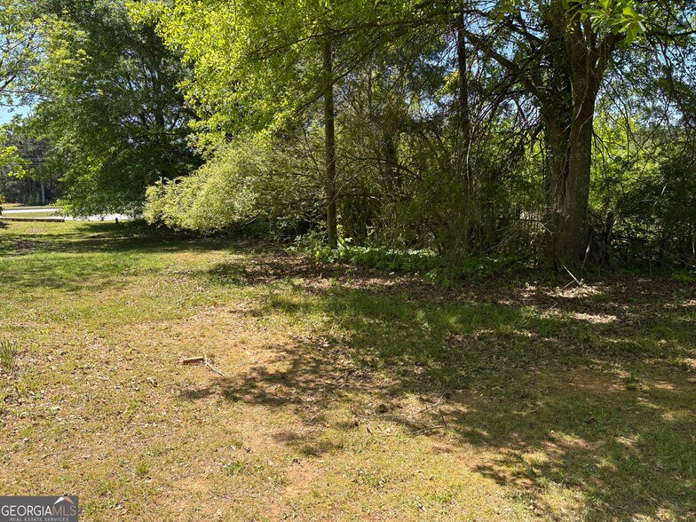 5650 Henry Bailey Rd, Sugar Hill, GA à vendre - Photo de l’immeuble – Image 3 sur 22