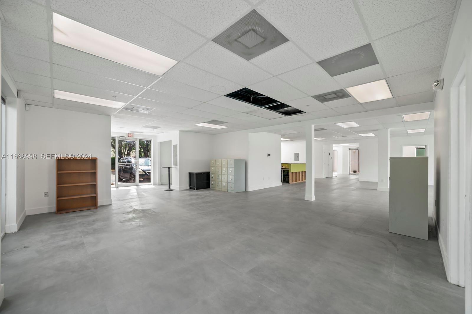 200 E Dania Beach Blvd, Dania Beach, FL à louer Photo intérieure– Image 1 sur 25