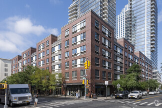 Plus de détails pour 20 N 5th St, Brooklyn, NY - Local commercial à louer