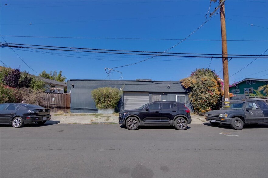 2928-2930 Chapman St, Oakland, CA à vendre - Photo de l’immeuble – Image 1 sur 21