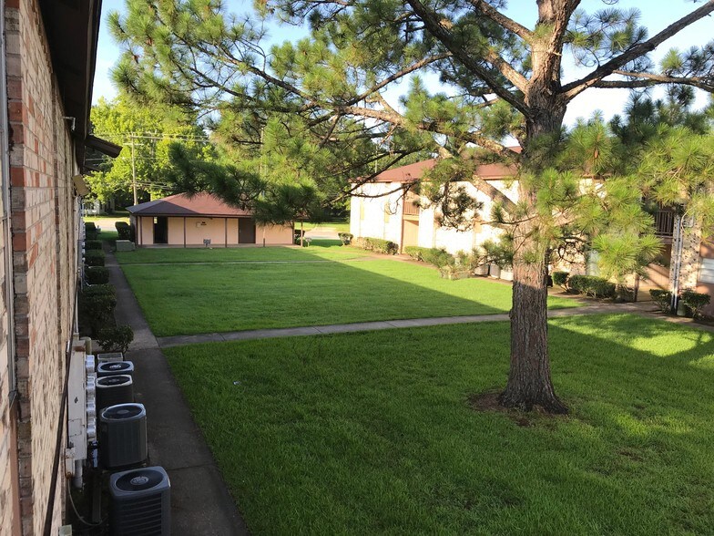 5680 Concord Rd, Beaumont, TX à vendre - Photo de l’immeuble – Image 3 sur 12