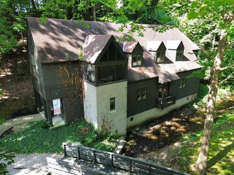 1266 Manning, Powell, OH à louer - Photo de l’immeuble – Image 2 sur 6