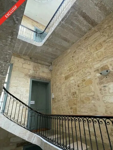 Bureau dans Bordeaux à louer - Photo de l’immeuble – Image 2 sur 8