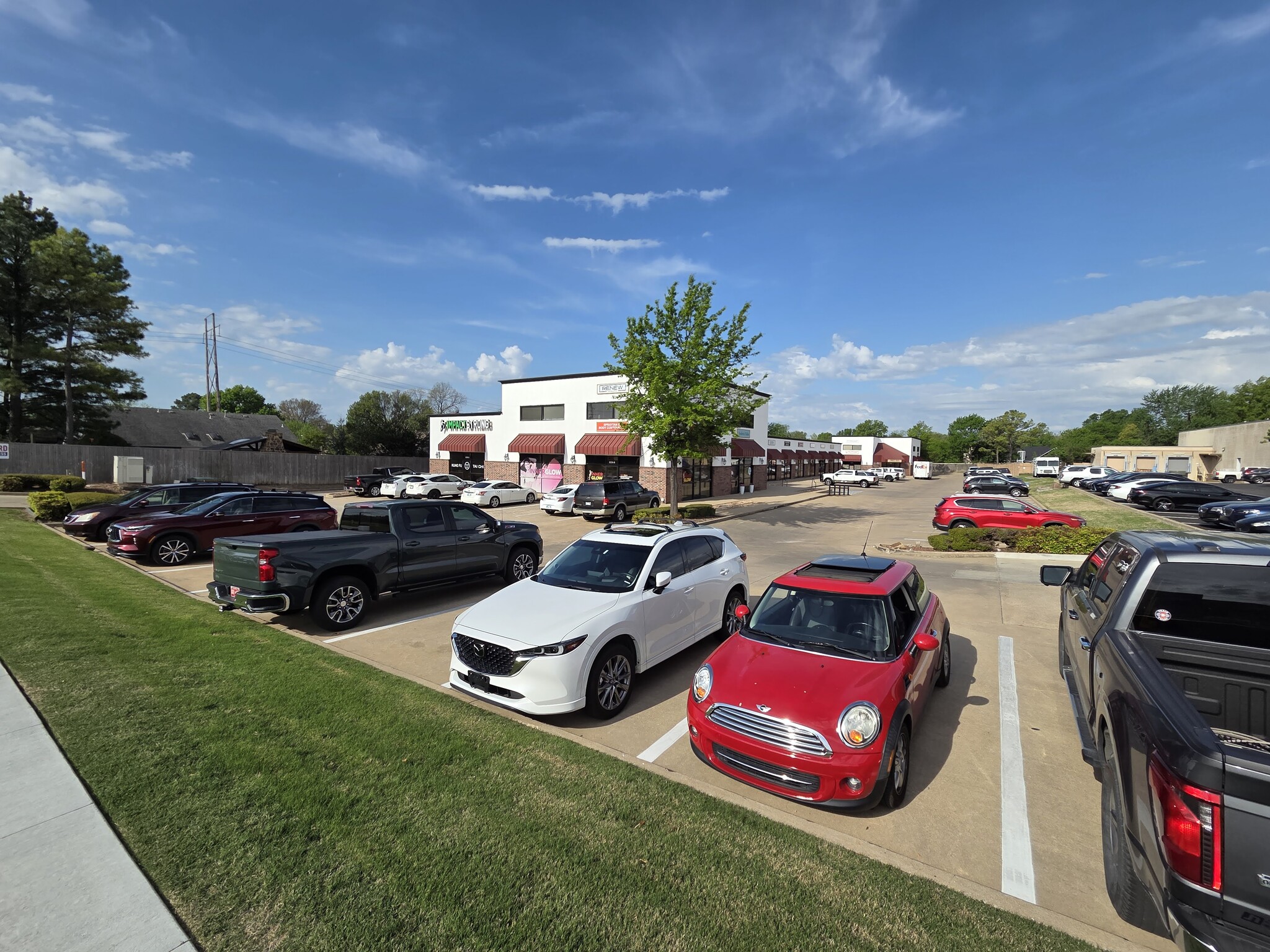 9238-9242 S Sheridan Rd, Tulsa, OK à louer Photo de l’immeuble– Image 1 sur 2