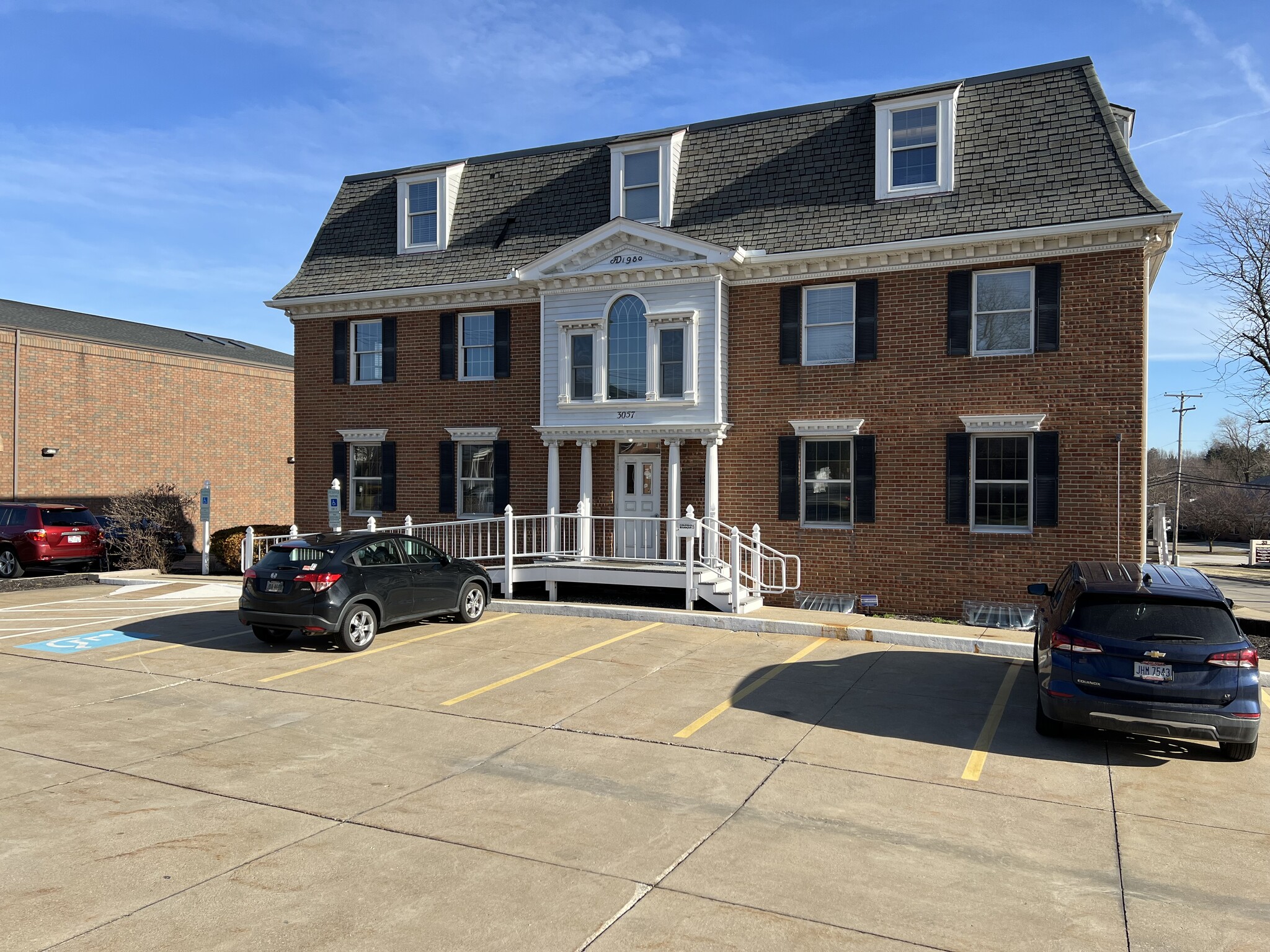 3057 W Market St, Fairlawn, OH à louer Photo de l’immeuble– Image 1 sur 1