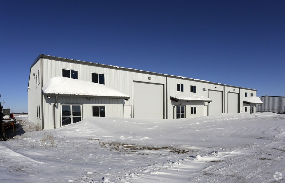 6414 Wickum Rd, Williston, ND à louer - Photo de l’immeuble – Image 2 sur 33