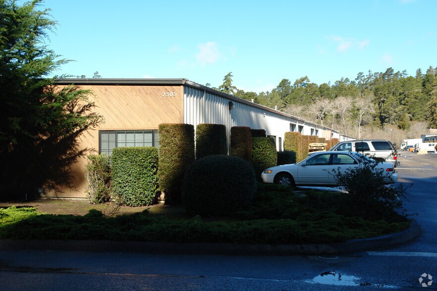 2501-2535 Village Ln, Cambria, CA à louer - Photo de l’immeuble – Image 2 sur 12