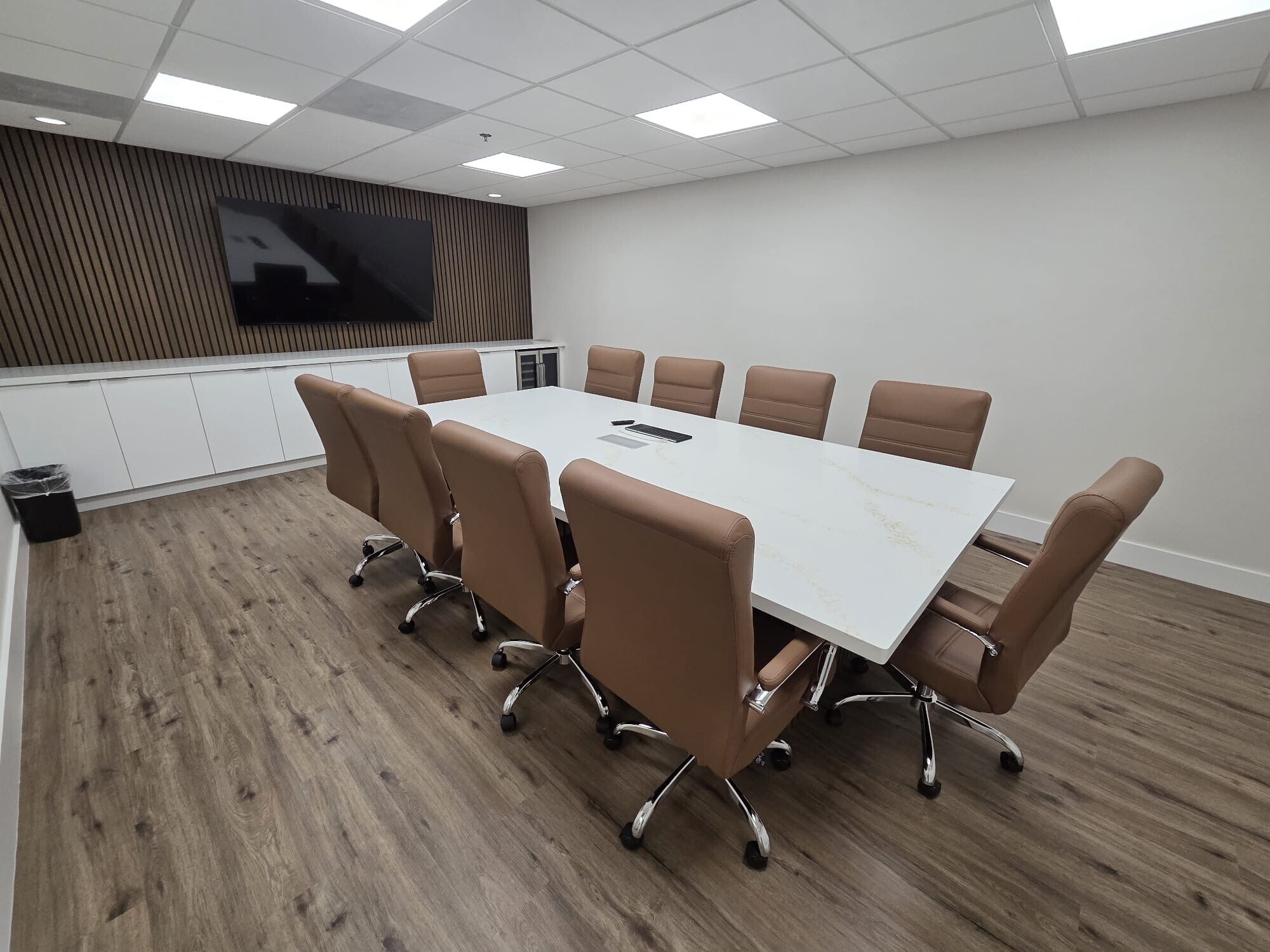 6100 Griffin Rd, Davie, FL à louer Photo principale– Image 1 sur 24