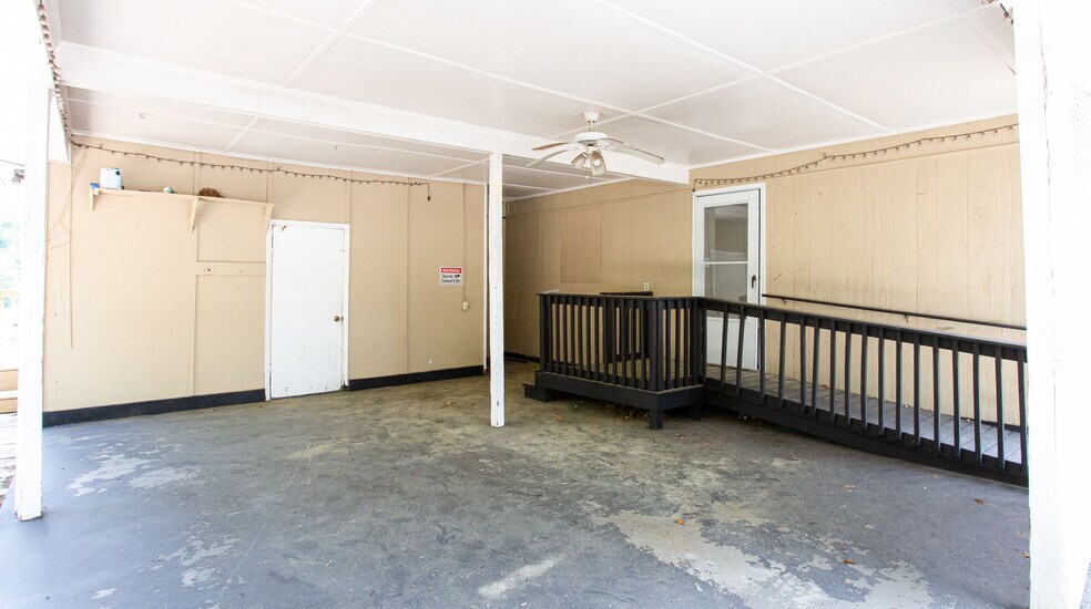 2758 Five Forks Trickum Rd, Lawrenceville, GA à vendre - Photo de l’immeuble – Image 2 sur 13