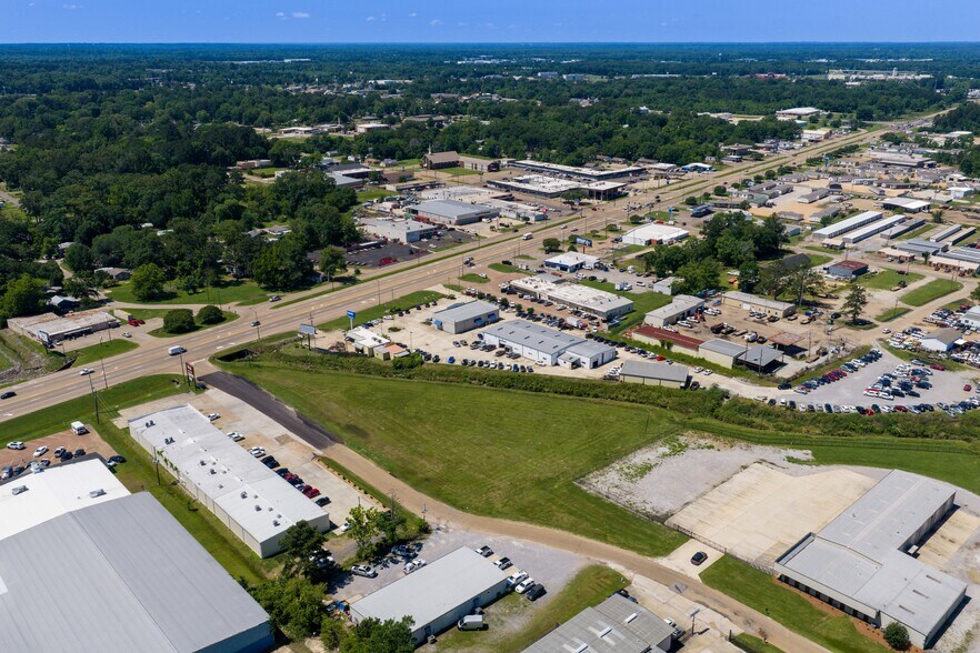 105 Priester Dr, Pearl, MS à vendre - Photo de l’immeuble – Image 2 sur 7