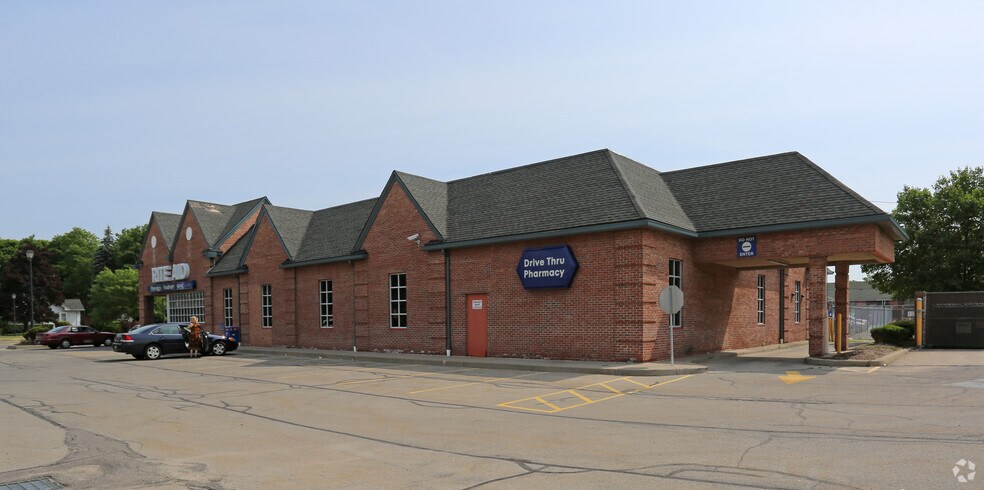 605 Titus Ave, Irondequoit, NY à louer - Photo de l’immeuble – Image 2 sur 3