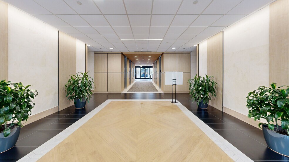 5201 W Kennedy Blvd, Tampa, FL à louer - Numérisation 3D Matterport – Image 2 sur 14