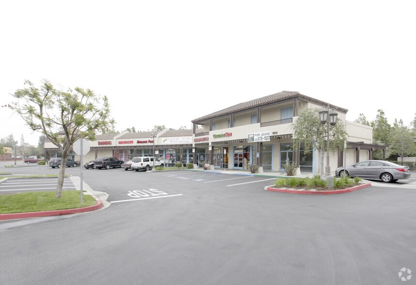 1034 W Arrow Hwy, San Dimas, CA à louer - Photo de l’immeuble – Image 1 sur 4