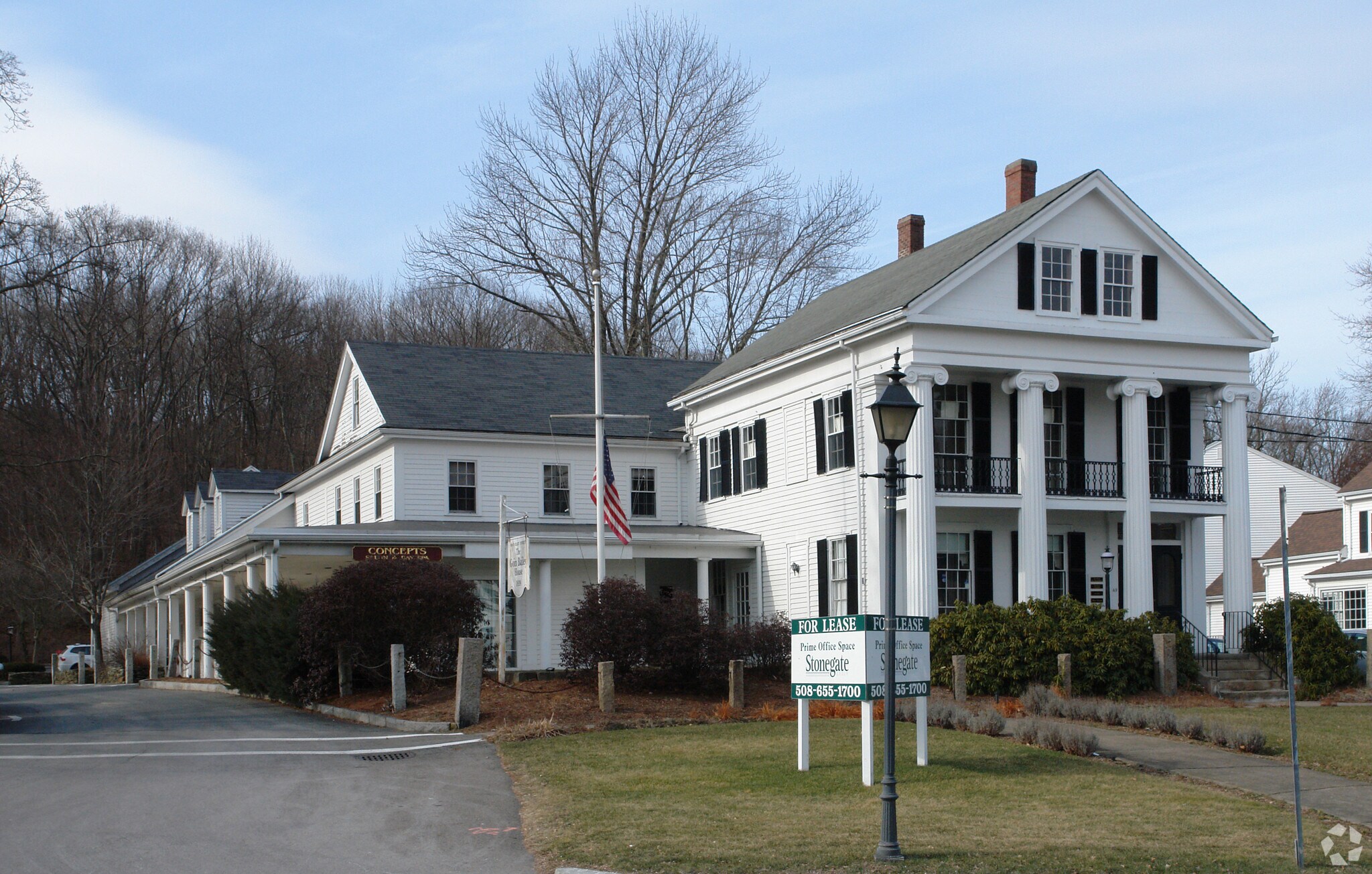 49-51 Eliot St, Natick, MA à louer Photo principale– Image 1 sur 4