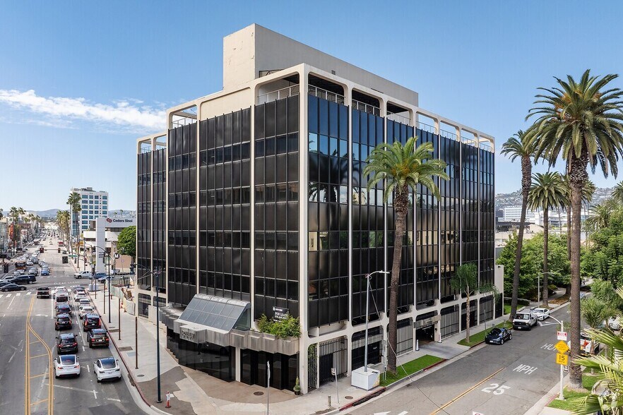 8447 Wilshire Blvd, Beverly Hills, CA à louer - Photo de l’immeuble – Image 1 sur 8