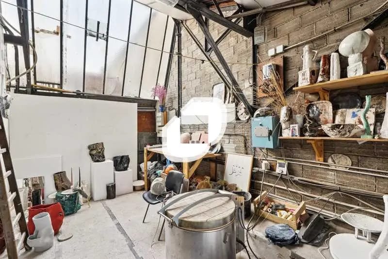 Local d'activités dans Romainville à vendre - Photo de l’immeuble – Image 3 sur 13