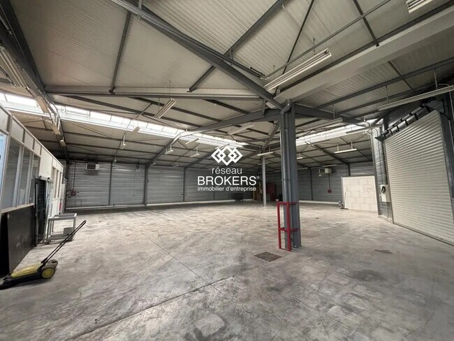 Plus de détails pour Industriel/Logistique à louer