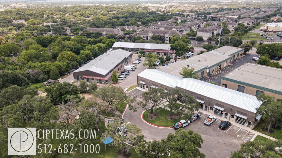 8721 S 1st St, Austin, TX à louer - Photo de l’immeuble – Image 3 sur 7