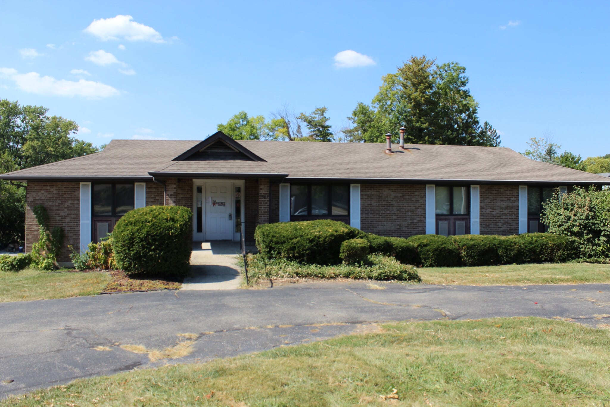 7345 Far Hills Ave, Dayton, OH à louer Photo de l’immeuble– Image 1 sur 19