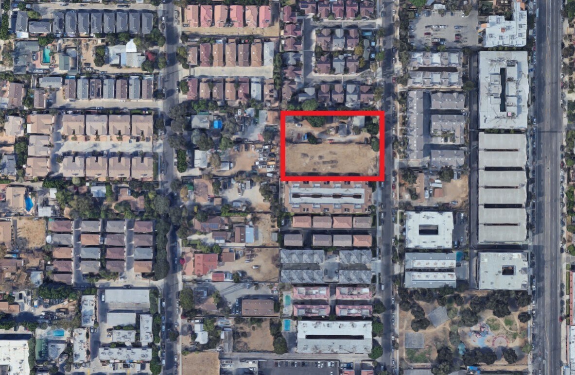 9213 & 9217 Tobias Ave, Panorama City, CA à vendre Aérien– Image 1 sur 3