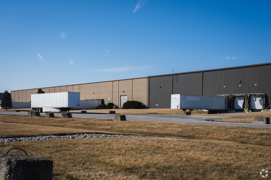 7401 Fremont Pike, Perrysburg, OH à louer - Photo de l’immeuble – Image 2 sur 6