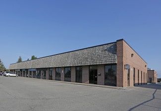 Plus de détails pour 1 Whitehorse Rd, Toronto, ON - Local d’activités à vendre