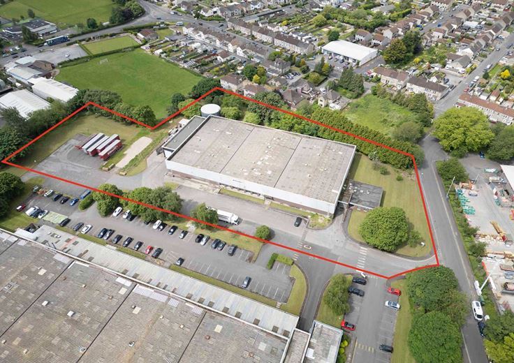 First Ave, Radstock à vendre - Photo de l’immeuble – Image 3 sur 3