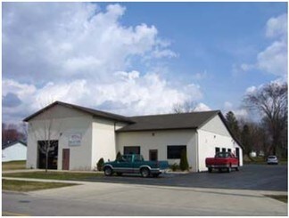 Plus de détails pour 135 S Veterans Dr, Fowlerville, MI - Industriel/Logistique à vendre