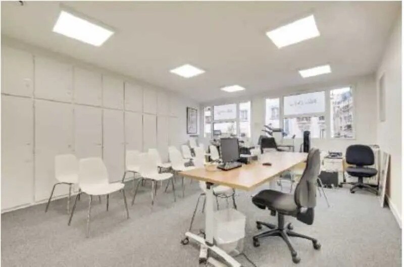 Bureau dans Paris à louer - Photo de l’immeuble – Image 1 sur 2