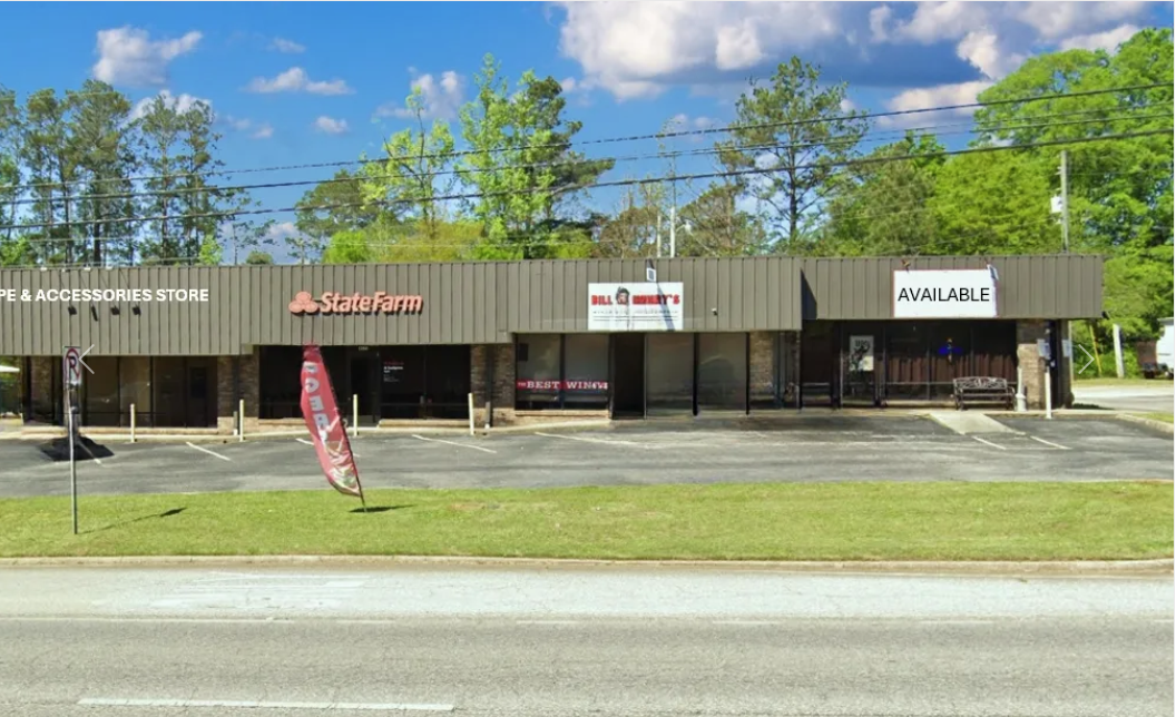 1390 S Forest Ave, Luverne, AL à louer Photo de l’immeuble– Image 1 sur 10