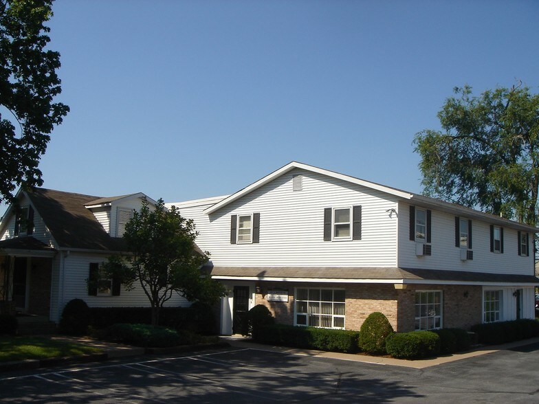 110 Sunset Ave, Harrisburg, PA à louer - Photo de l’immeuble – Image 1 sur 4