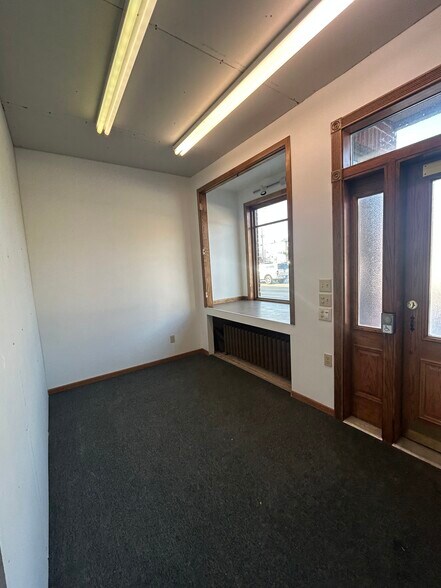 311 S Front St, Marquette, MI à louer - Photo de l’immeuble – Image 3 sur 16