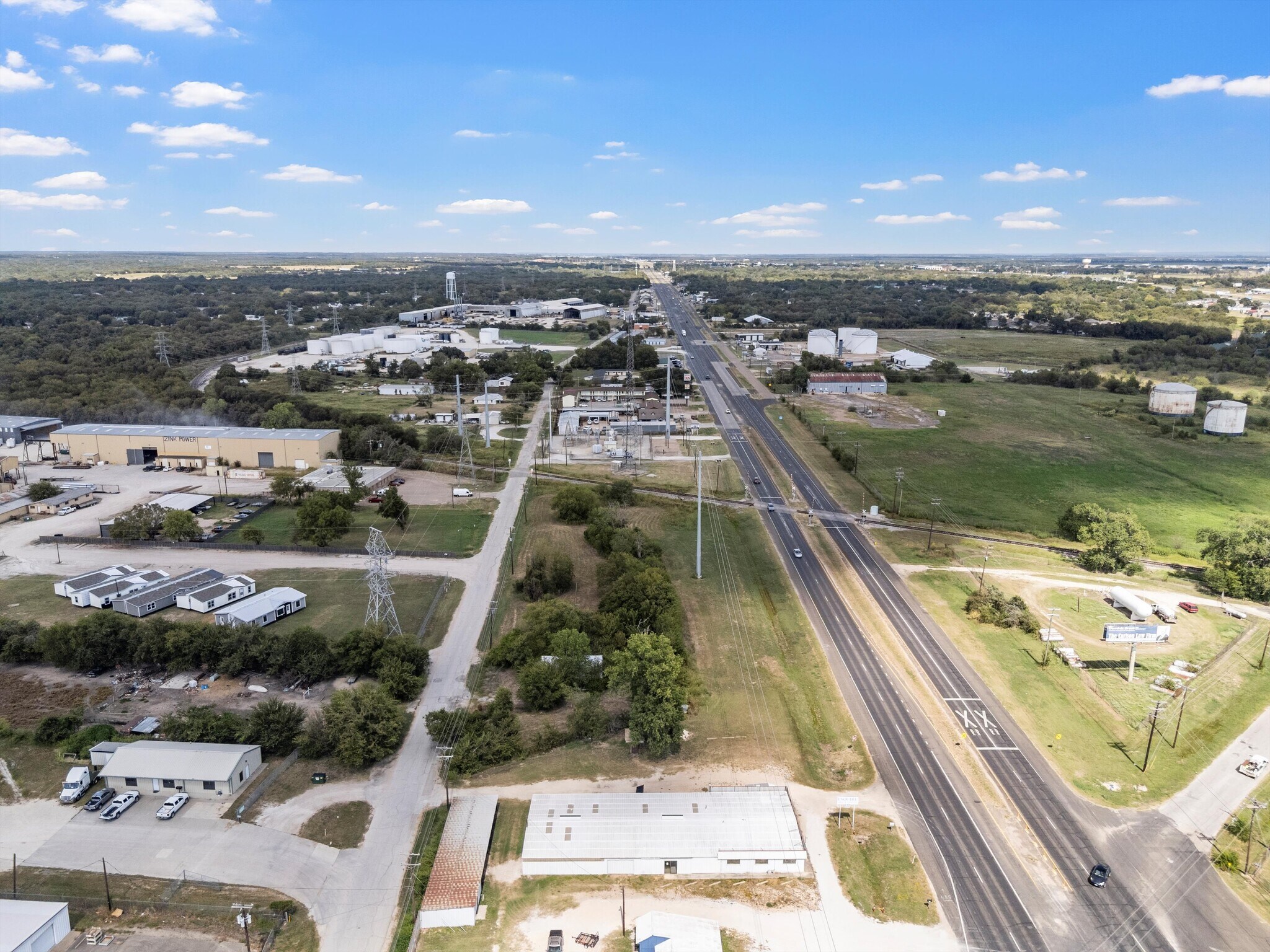 2.375 Acres on New Dallas hwy, Lacy Lakeview, TX à vendre Aérien– Image 1 sur 7