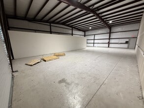 299 Navarro Dr, Seguin, TX à louer Photo intérieure– Image 2 sur 17