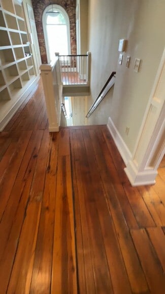 Plus de détails pour 412 Adamson Sq, Carrollton, GA - Bureau à louer