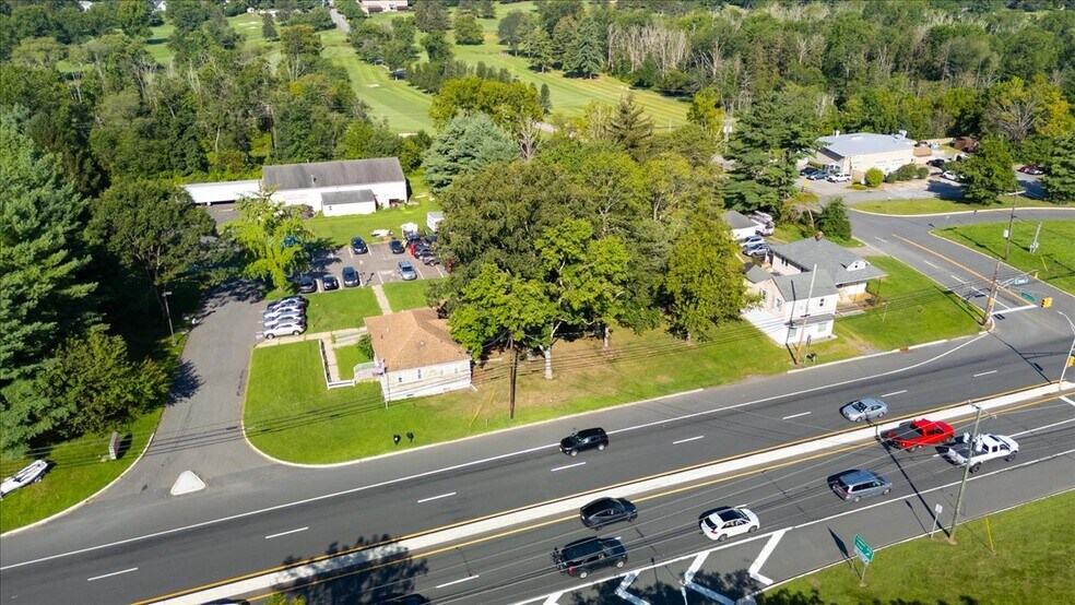 121 US Highway 202, Ringoes, NJ à vendre - Photo de l’immeuble – Image 2 sur 5