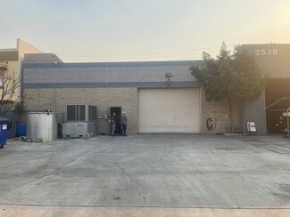 Plus de détails pour 2538 E 53rd St, Huntington Park, CA - Industriel/Logistique à louer