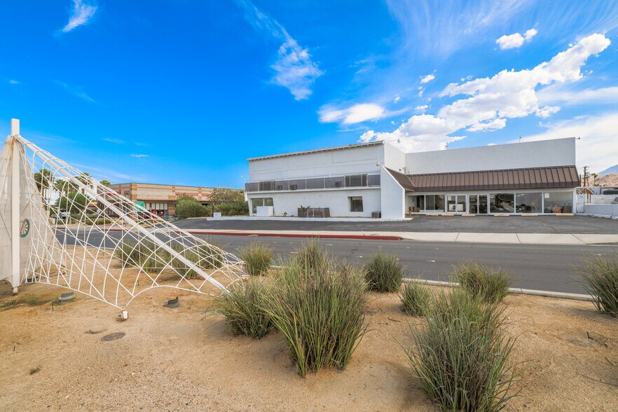 4775-4779 E Ramon Rd, Palm Springs, CA à vendre - Photo de l’immeuble – Image 2 sur 76