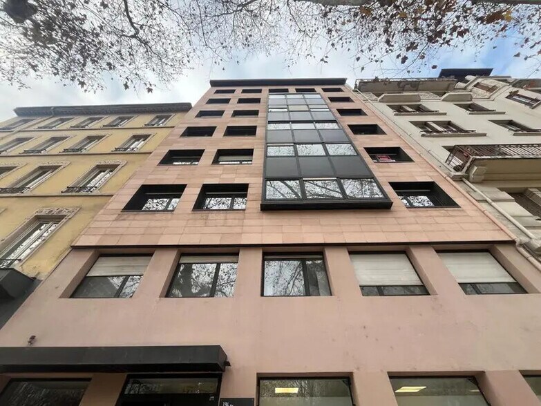 194 Bis Rue Garibaldi, Lyon à louer - Photo de l’immeuble – Image 2 sur 10
