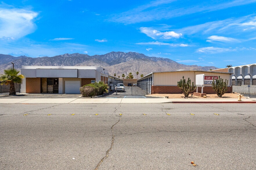 811-823 S Williams Rd, Palm Springs, CA à vendre - Photo principale – Image 2 sur 68
