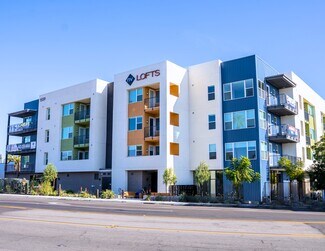 Plus de détails pour 1559 N Santa Fe Ave, Vista, CA - Logement à vendre