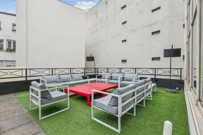 Plus de détails pour Bureau à louer