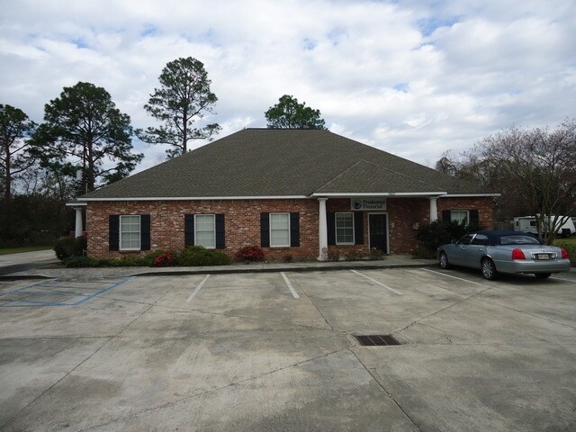 10621 Plaza Americana, Baton Rouge, LA à louer Photo principale– Image 1 sur 15