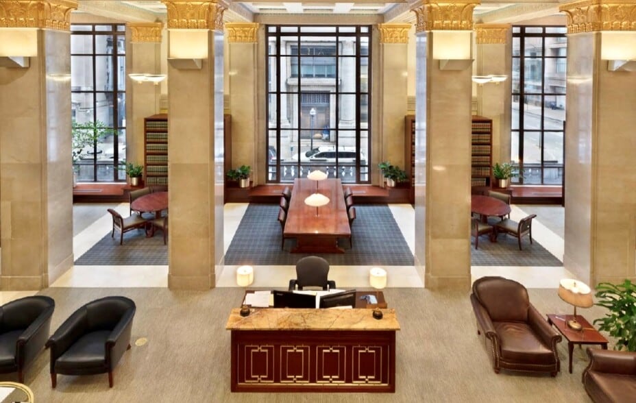 233 E Redwood St, Baltimore, MD à louer - Hall d’entrée – Image 2 sur 39