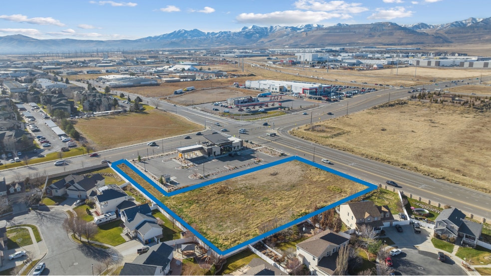 8939 S 5600 W, West Jordan, UT à vendre - Photo principale – Image 1 sur 15