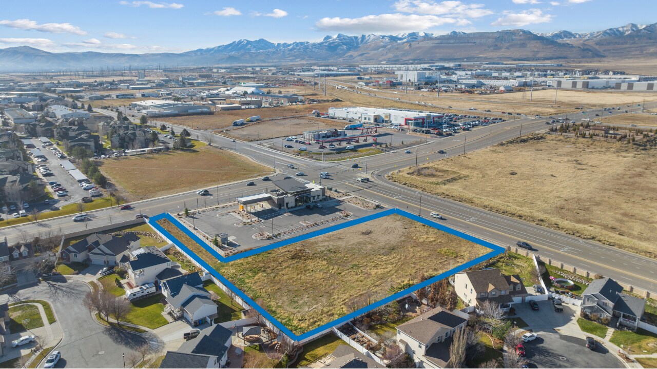 8939 S 5600 W, West Jordan, UT à vendre Photo principale– Image 1 sur 16