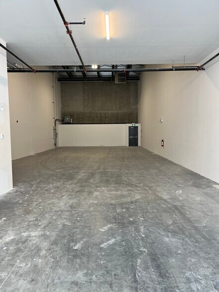 3310 Carrington Rd, West Kelowna, BC à vendre - Photo de l’immeuble – Image 2 sur 7