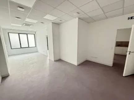 44 Place Francois Mitterrand, Savigny-le-Temple à vendre Photo intérieure– Image 1 sur 1